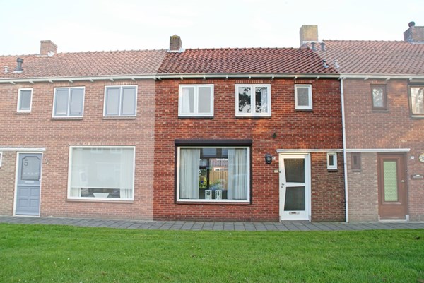 Aagje Dekenstraat 3, Terneuzen